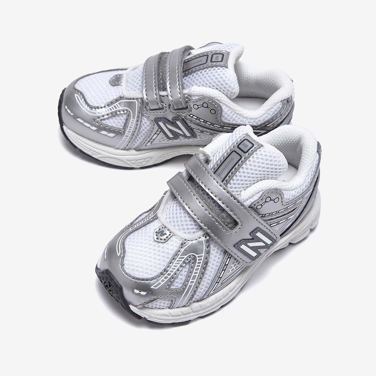 New Balance 1906