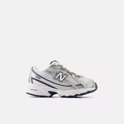 New Balance 740