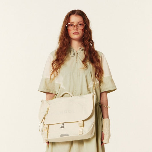 Epik flach Ⅳ Messenger Bag