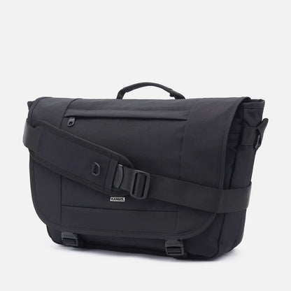 Retrocore Student Messenger