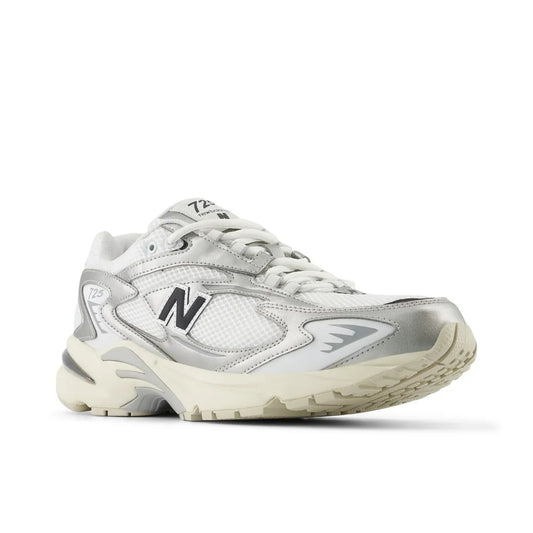 New Balance 725