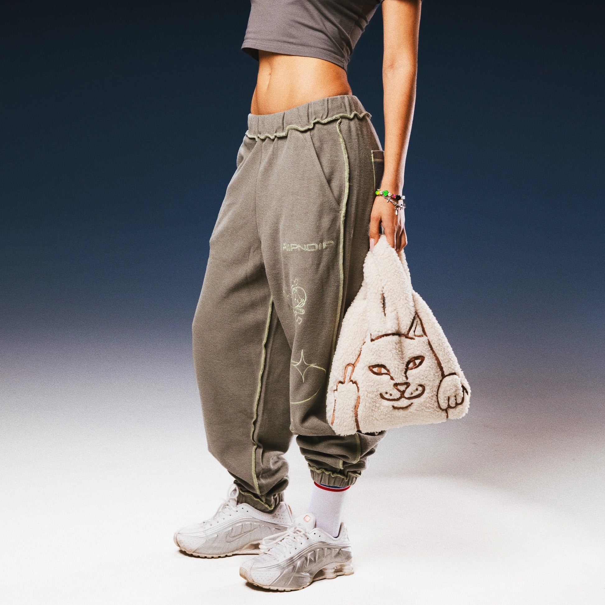 PEEKING NERMAL SHERPA TOTE BAG (NATURAL )