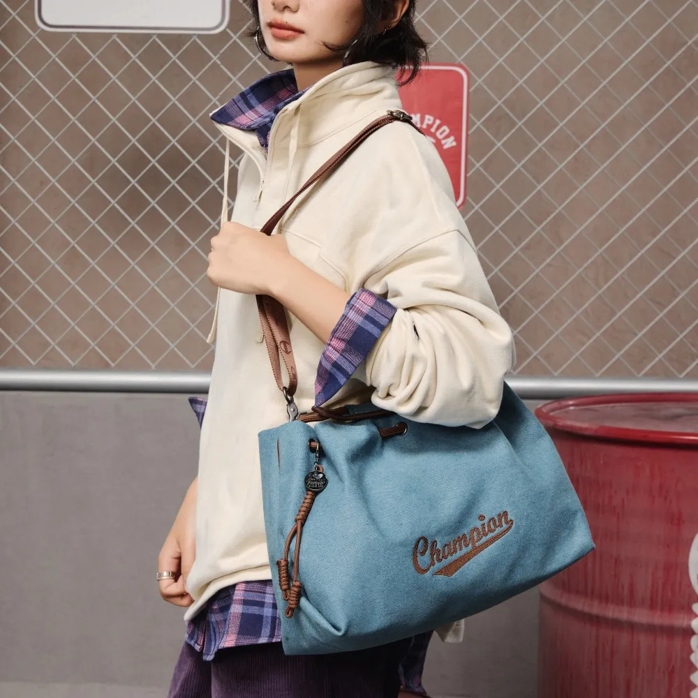 A Type Shoulder Bag