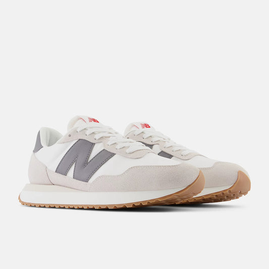 New Balance 237
